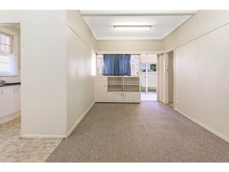 125 Piper Street, Tamworth NSW 2340