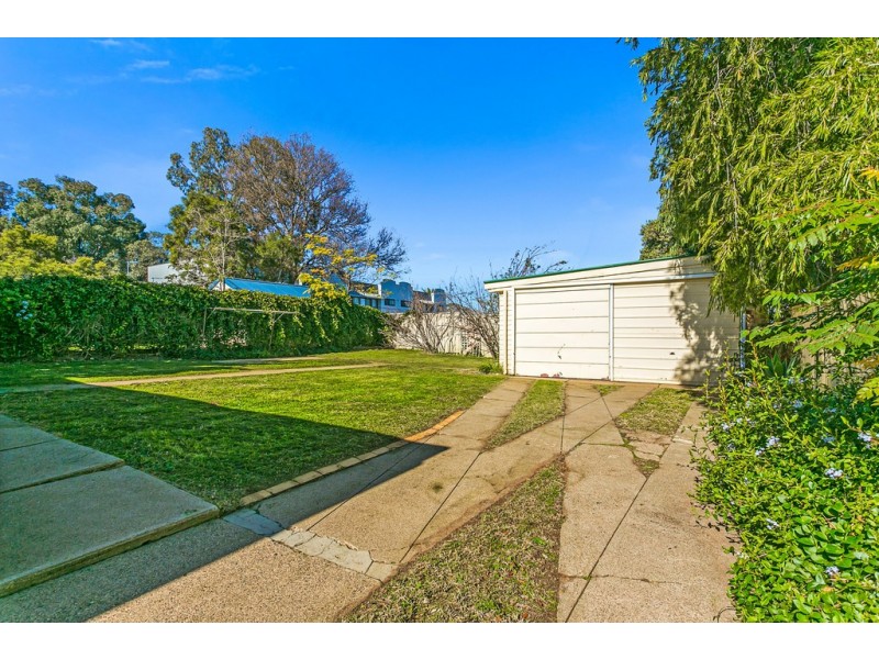 125 Piper Street, Tamworth NSW 2340