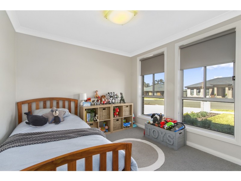 15 Faringdon Street, Tamworth NSW 2340