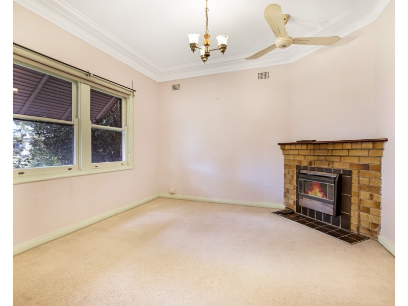 4 Preston Avenue, Tamworth NSW 2340