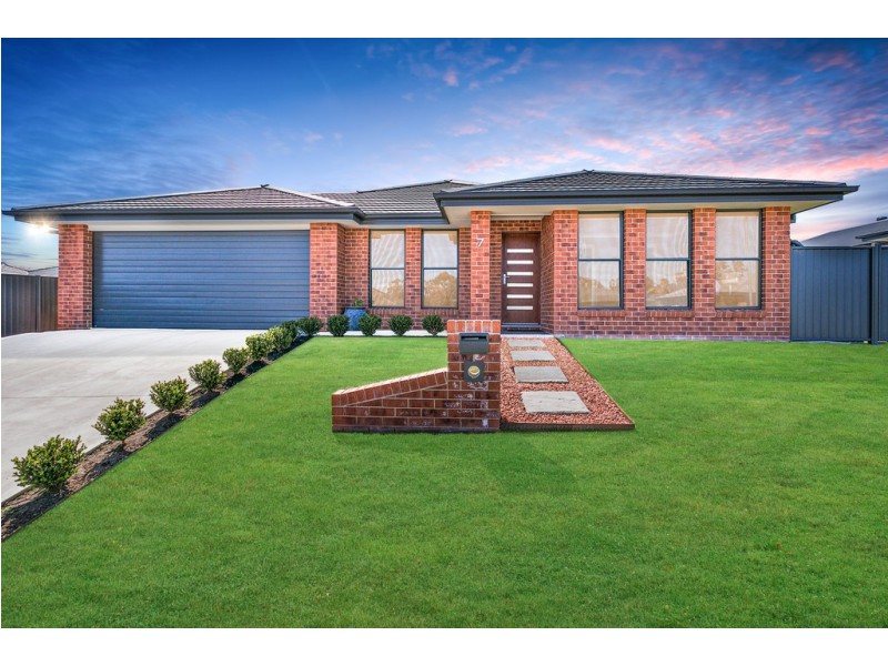 7 Sherborne Street, Tamworth NSW 2340