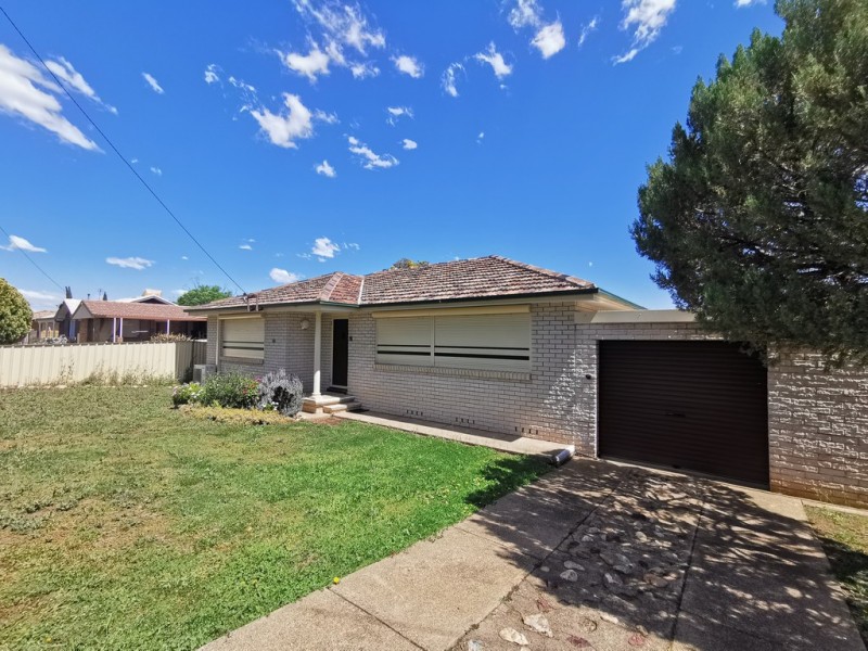 16 John Street, Tamworth NSW 2340