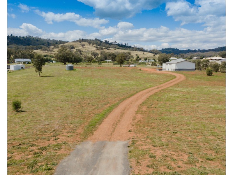 4 Thornbill Road, Tamworth NSW 2340