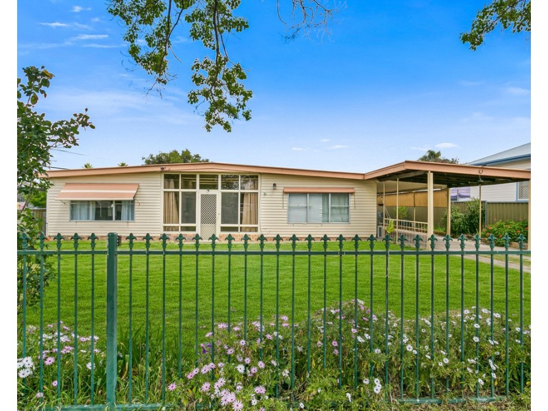 14 Terry Street, Tamworth NSW 2340