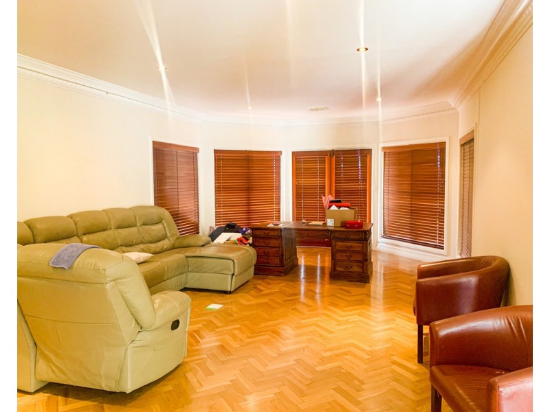 15 Kurrajong Place, Tamworth NSW 2340