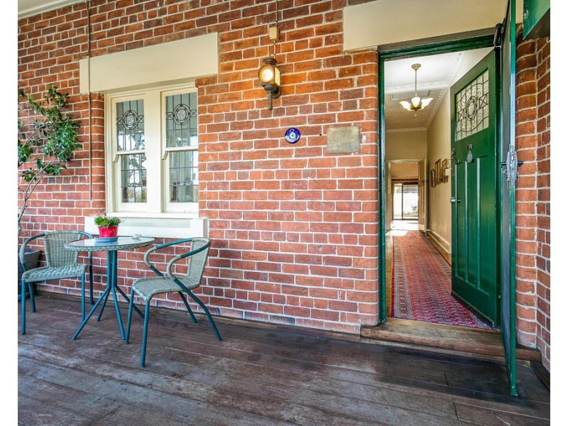 117 Crown Street, Tamworth NSW 2340