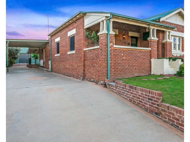 117 Crown Street, Tamworth NSW 2340