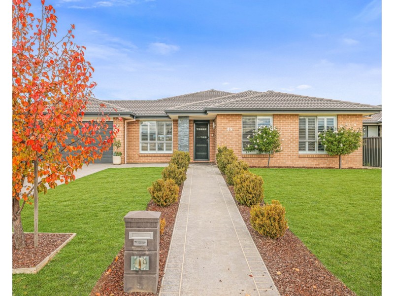 49 Warrah Drive, Tamworth NSW 2340