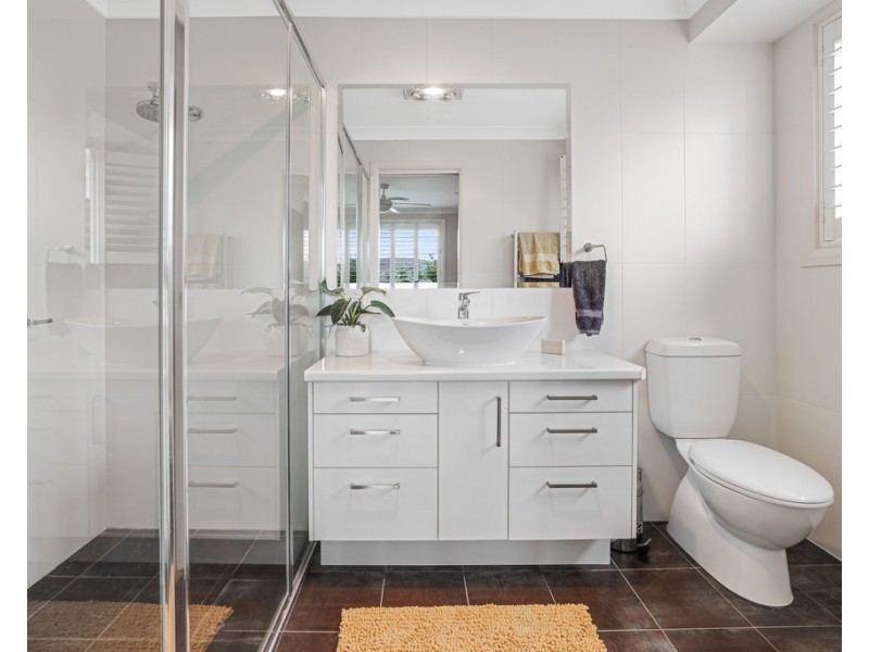 49 Warrah Drive, Tamworth NSW 2340