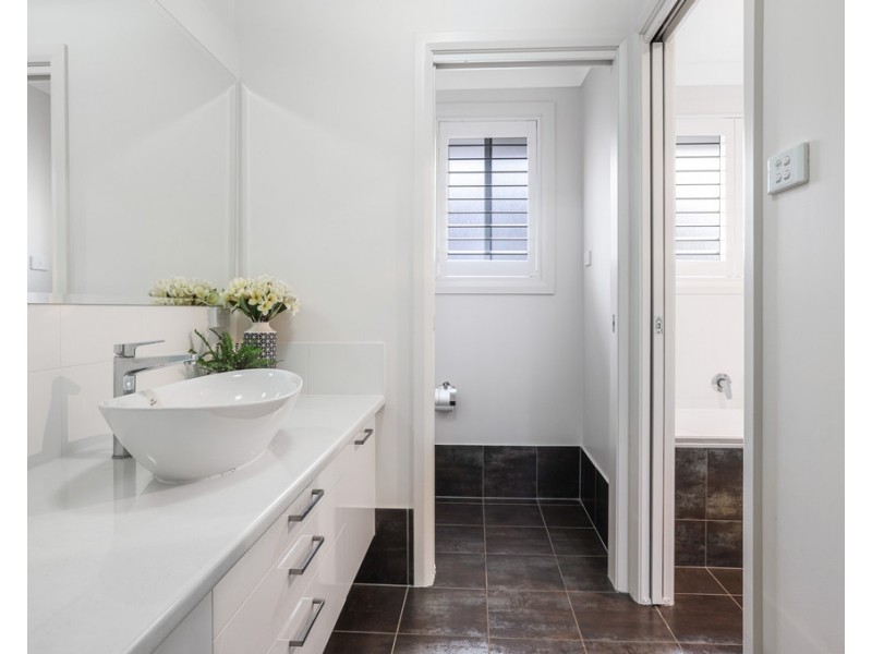 49 Warrah Drive, Tamworth NSW 2340