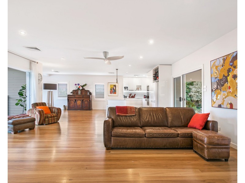 8 Burnside Avenue, Tamworth NSW 2340