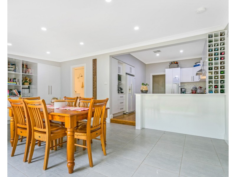 2 Douglas Avenue, Tamworth NSW 2340