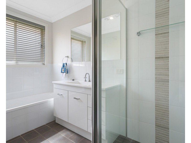 11 Kalinda Place, Hillvue NSW 2340