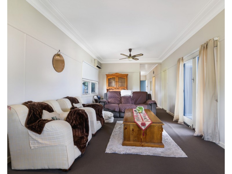 30 Piper Street, Tamworth NSW 2340