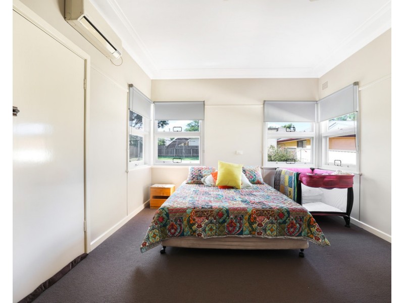 30 Piper Street, Tamworth NSW 2340