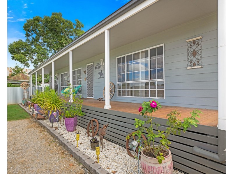 2 Attunga Street, Tamworth NSW 2340