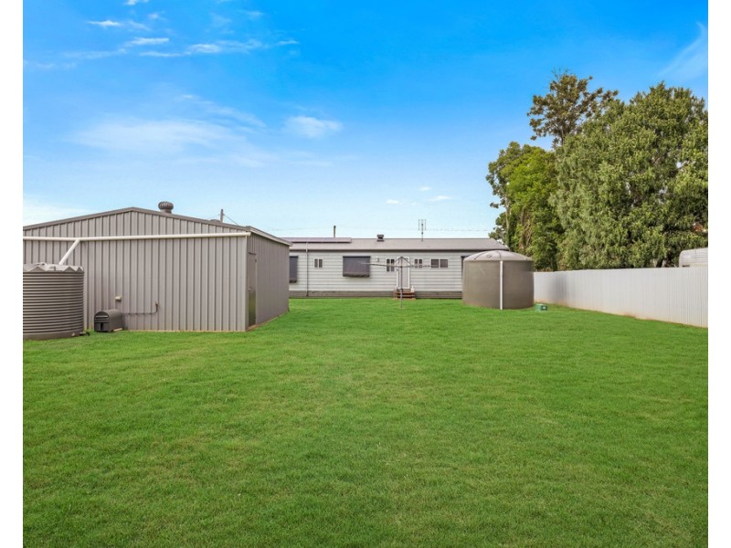 2 Attunga Street, Tamworth NSW 2340