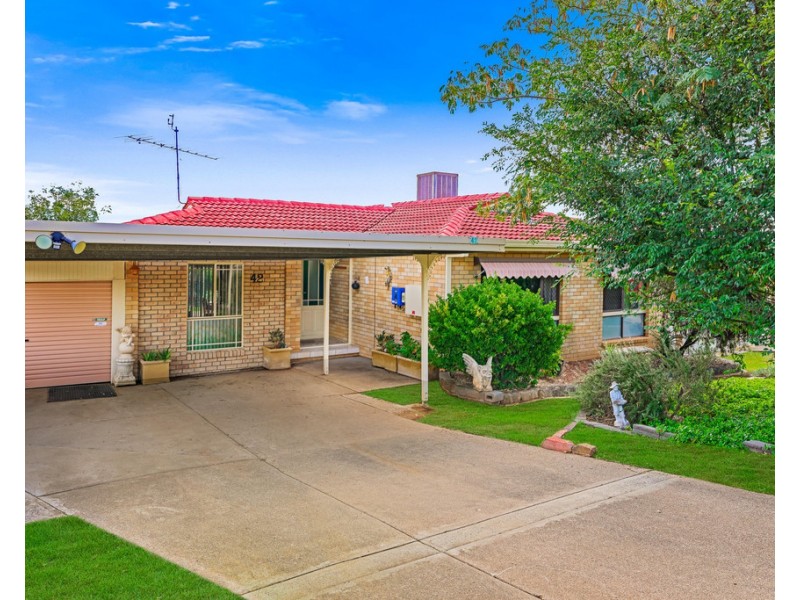 42 Cypress Street, Tamworth NSW 2340