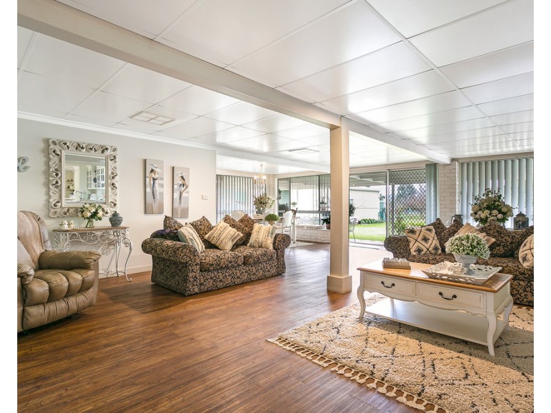 24 Pages Lane, Tamworth NSW 2340