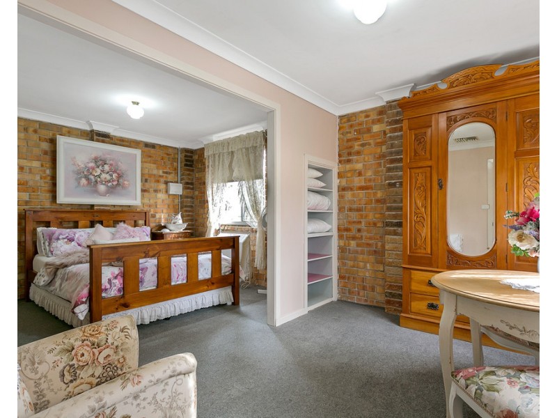 24 Pages Lane, Tamworth NSW 2340