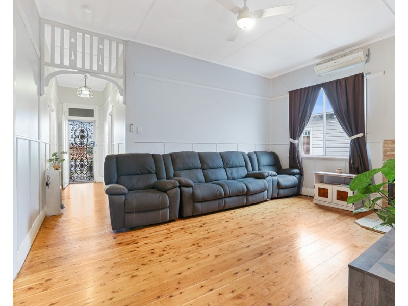 108 Denison Street, Tamworth NSW 2340