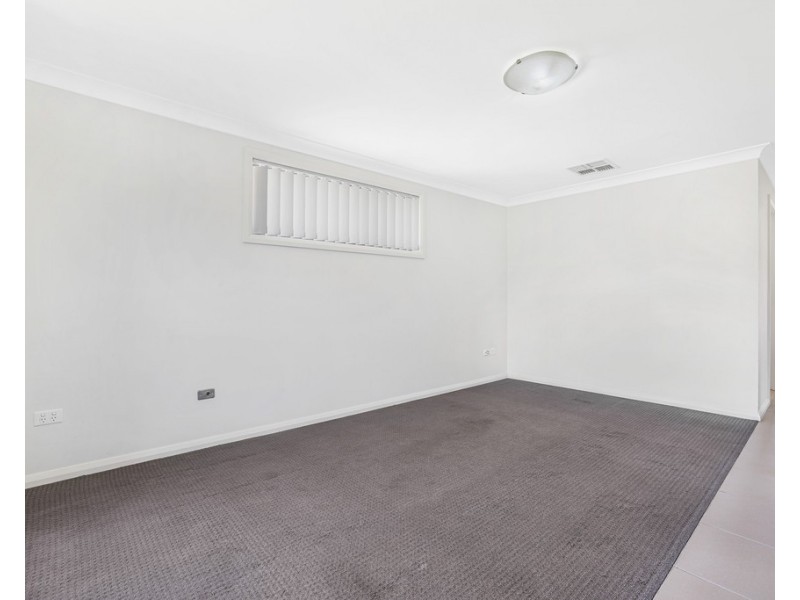 22 Tulipwood Crescent, Tamworth NSW 2340