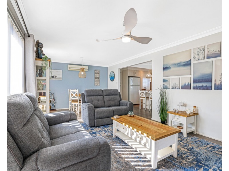 19 Brolga Way, Tamworth NSW 2340