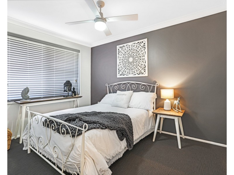 19 Brolga Way, Tamworth NSW 2340