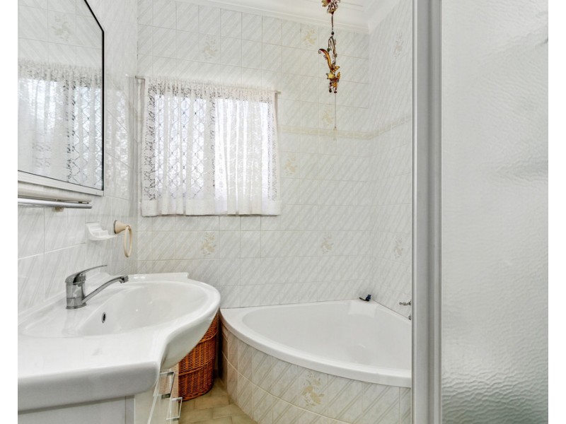 41 Oak Street, Tamworth NSW 2340