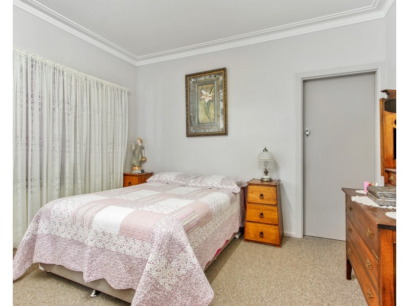 41 Oak Street, Tamworth NSW 2340