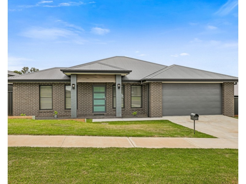 10 Sherborne Street, Tamworth NSW 2340
