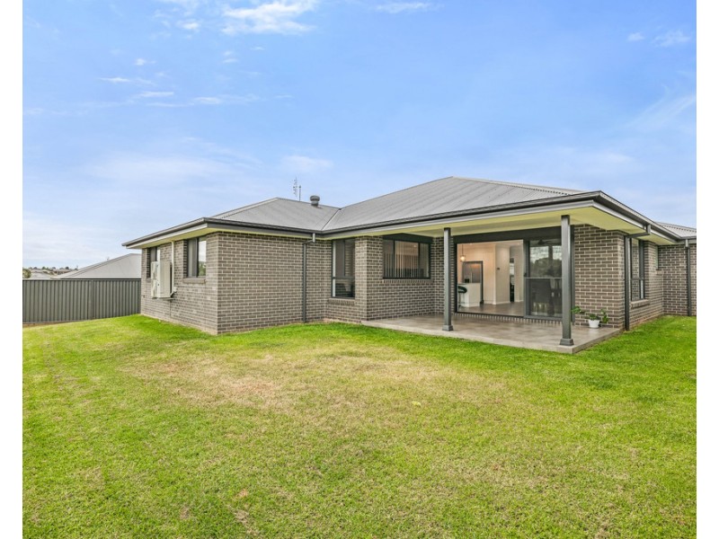 10 Sherborne Street, Tamworth NSW 2340