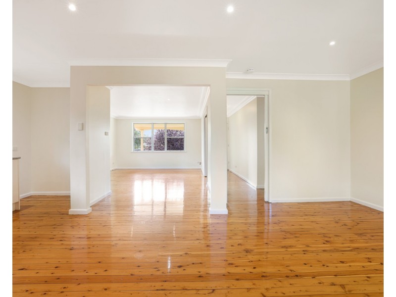 16 Kurrawan Street, Tamworth NSW 2340