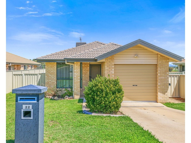 22 Tulipwood Crescent, Tamworth NSW 2340