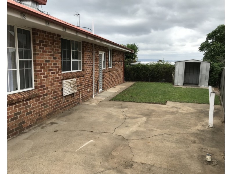 2 Banksia Street, Tamworth NSW 2340