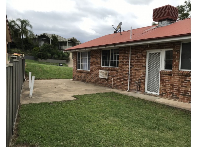 2 Banksia Street, Tamworth NSW 2340