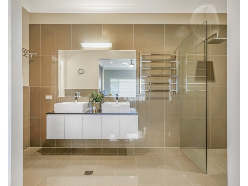 23 Verdelho Drive, Tamworth NSW 2340