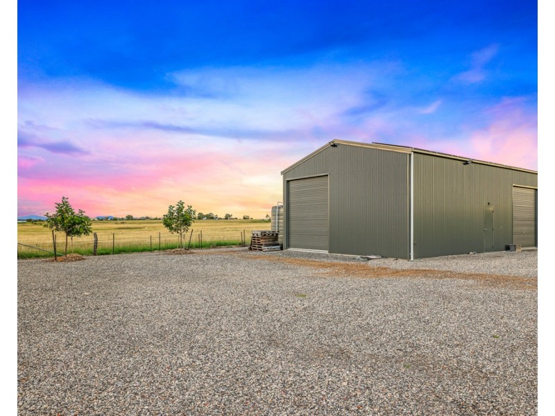 5 Rodeo Drive, Tamworth NSW 2340