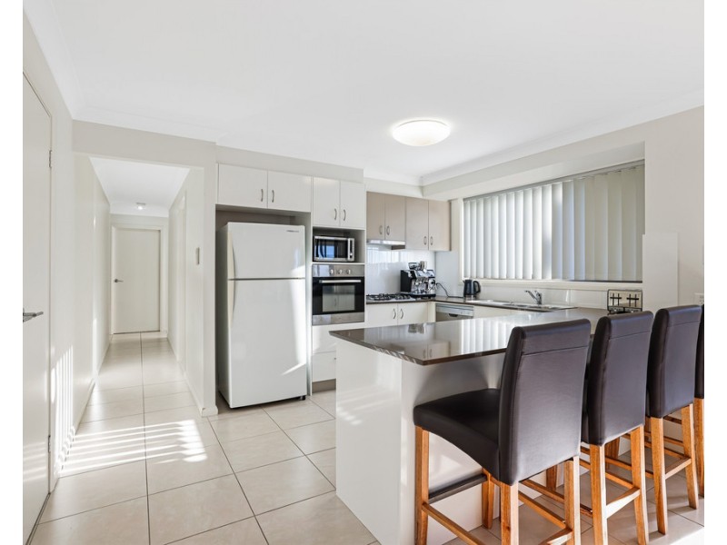 16C Warwick Road, Tamworth NSW 2340