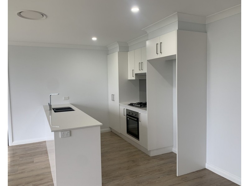 2/47 Kingham Street, Tamworth NSW 2340