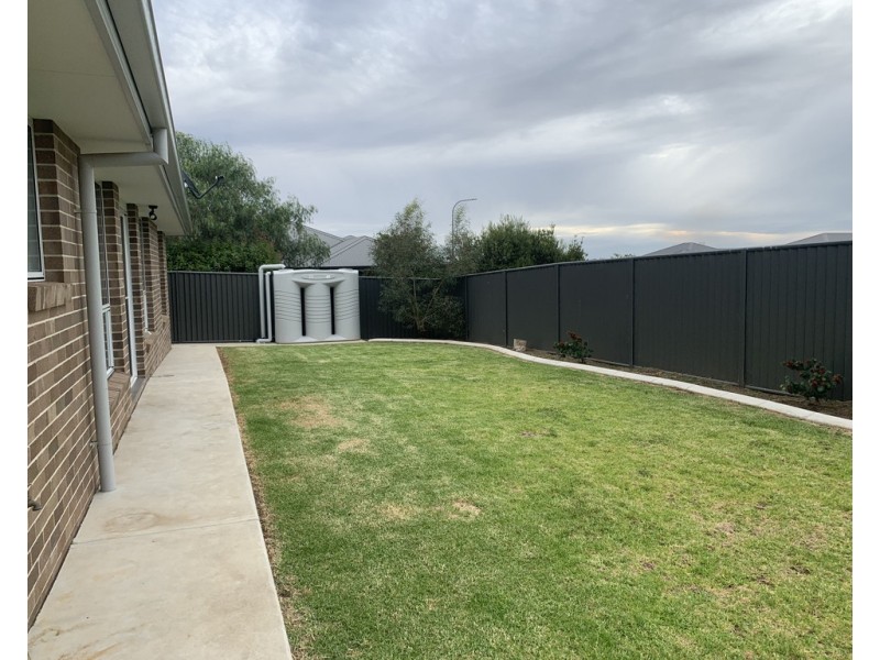 2/47 Kingham Street, Tamworth NSW 2340