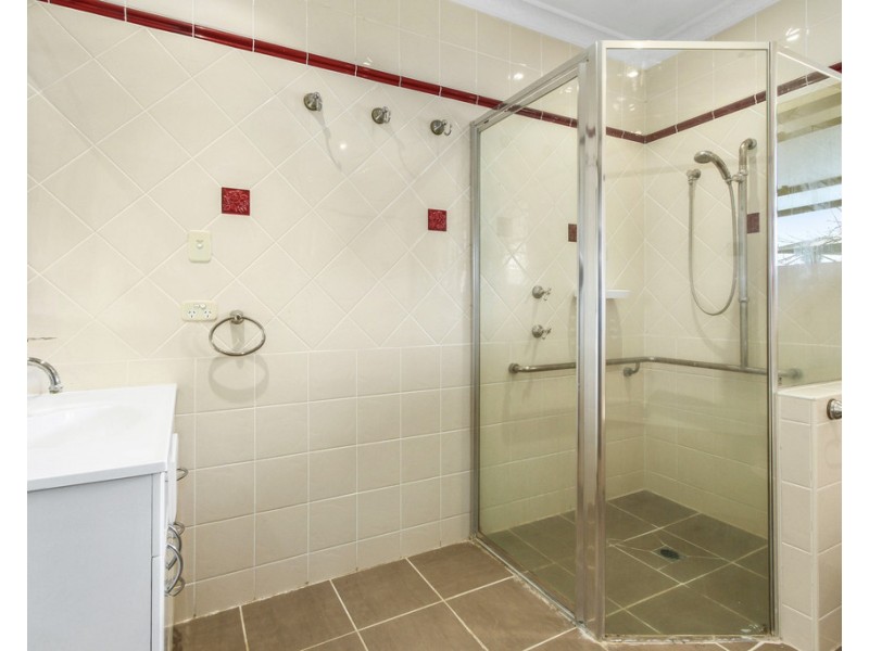 2 Mayne Drive, Tamworth NSW 2340