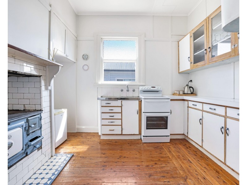 98 Rawson Avenue, Tamworth NSW 2340