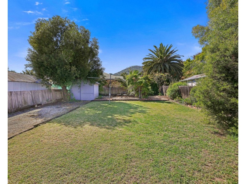 98 Rawson Avenue, Tamworth NSW 2340