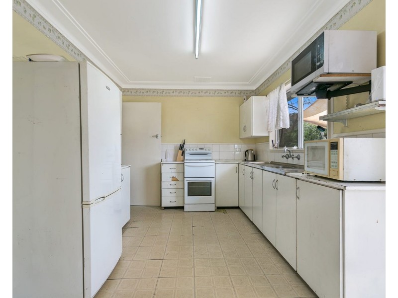 22 Willow Street, Tamworth NSW 2340