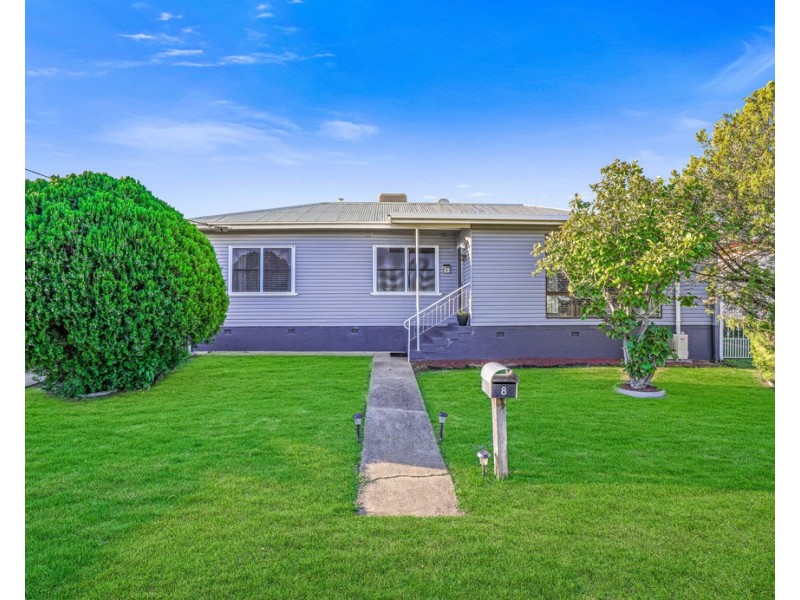 8 Patterson Street, Tamworth NSW 2340