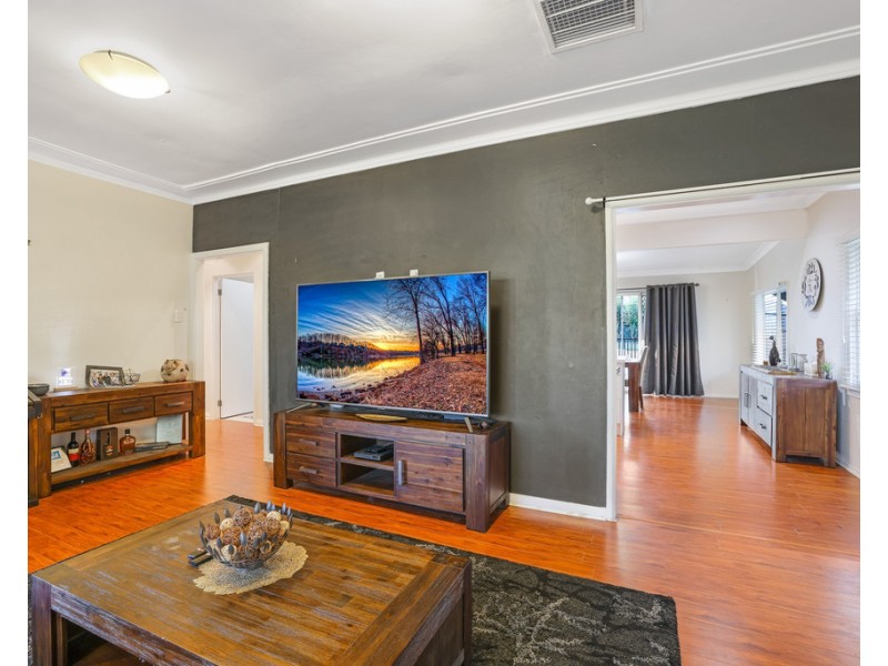 8 Patterson Street, Tamworth NSW 2340