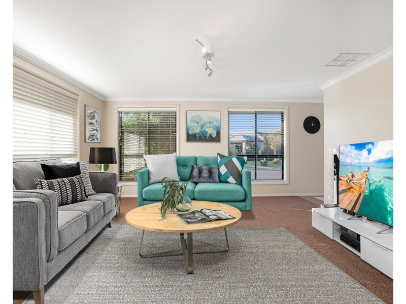 33 The Grange, Tamworth NSW 2340