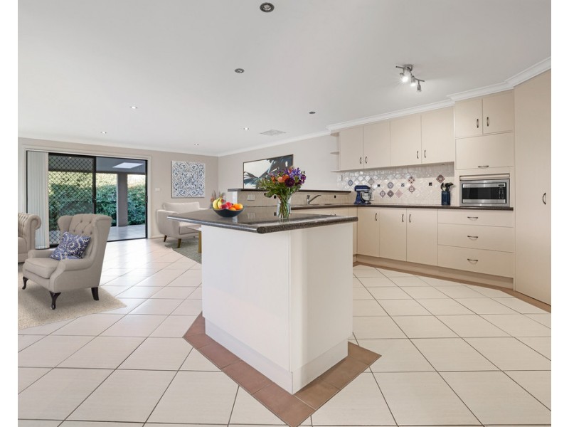 33 The Grange, Tamworth NSW 2340