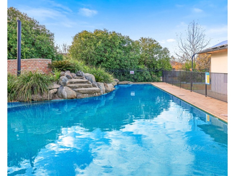 33 The Grange, Tamworth NSW 2340